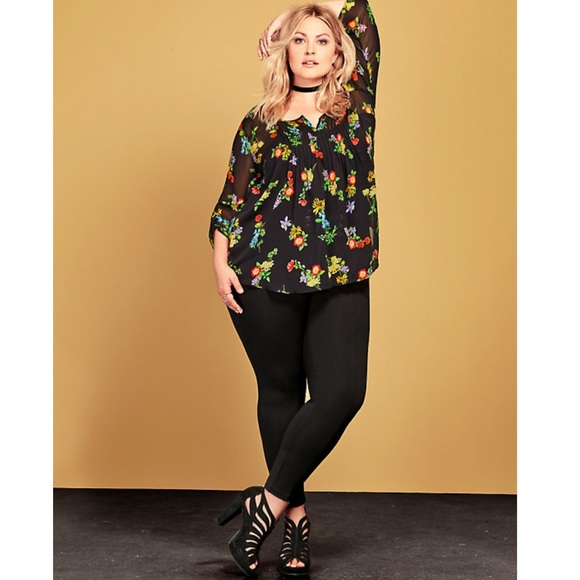 Torrid chiffon black floral blouse plus 3 - Picture 4 of 9